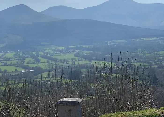 Springhouse Kilshane With Amazing Views *